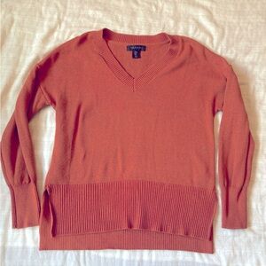 Tahari V-neck Knit‎ Sweater Size Medium Burnt Orange Lightweight Transitional